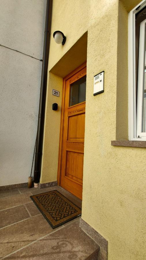 Вилла Casa Emma Медзана Экстерьер фото
